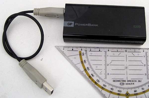 The 5200 GP Power Bank and its cable